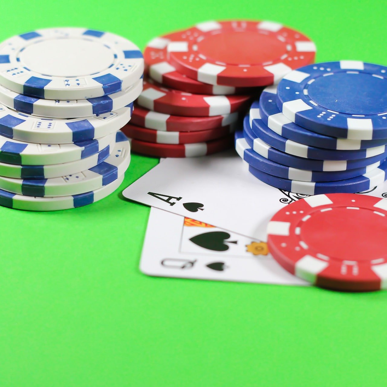kbz777 live casino mobile app ဖြင့် Myanmar ကစားသမား baccarat ကစားနေသောမြင်ကွင်း